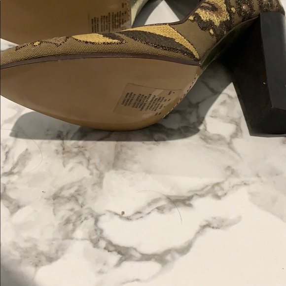 Kenneth Cole heels - Picture 3 of 6